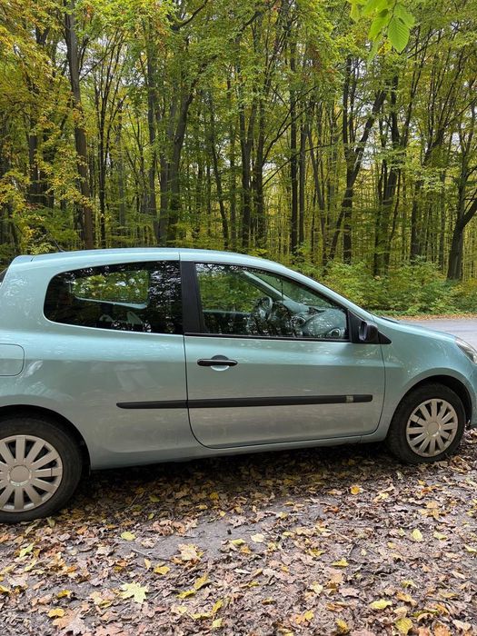 Продам Renault clio 3