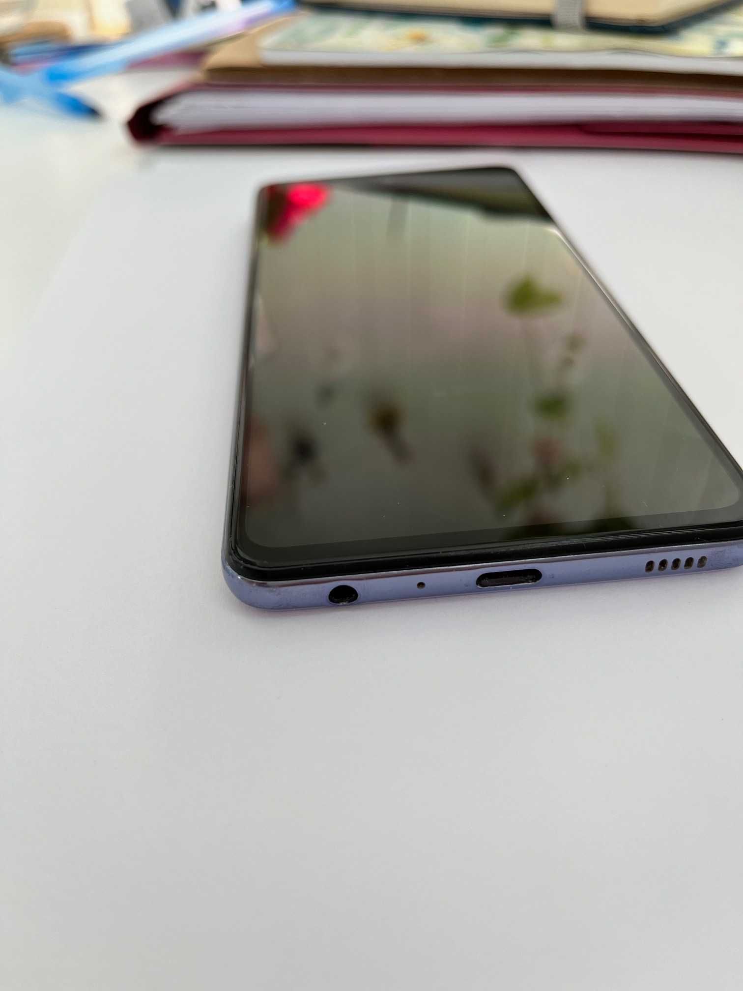 Телефон Samsung Galaxy A52 | 8/256 Gb | Violet в ідеальному стані