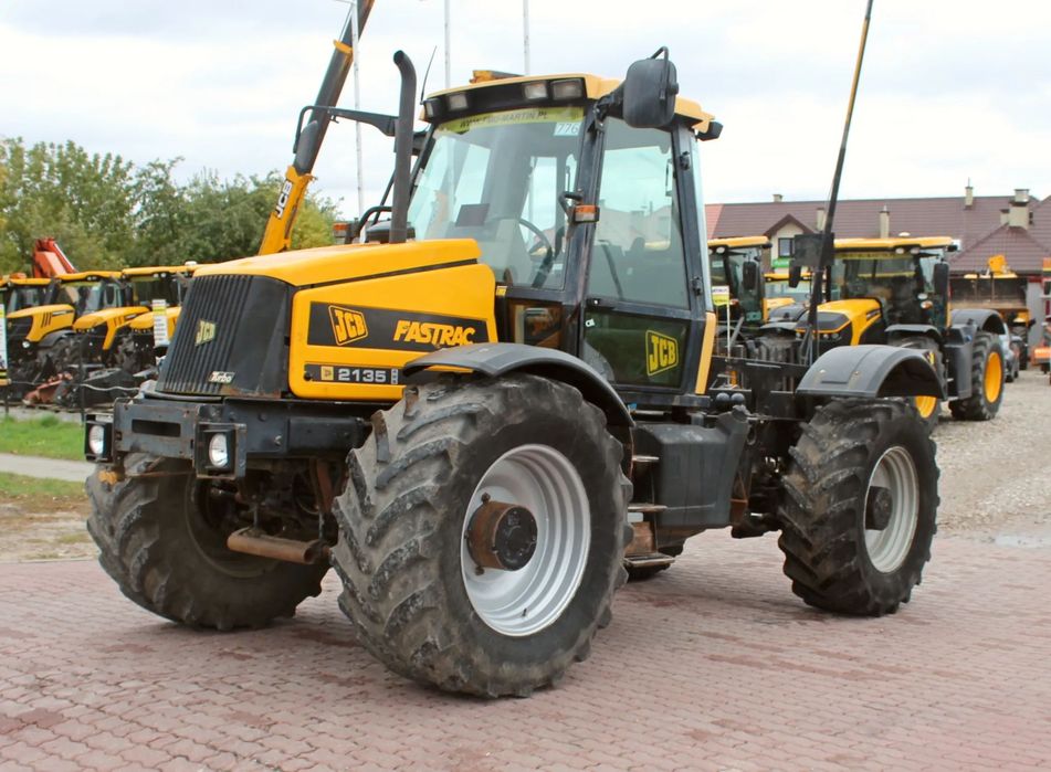 JCB Fastrac 2135  JCB FASTRAC 2135 | 135km | DŁUGA RAMA | 4 koła skrętne | bdb stan!