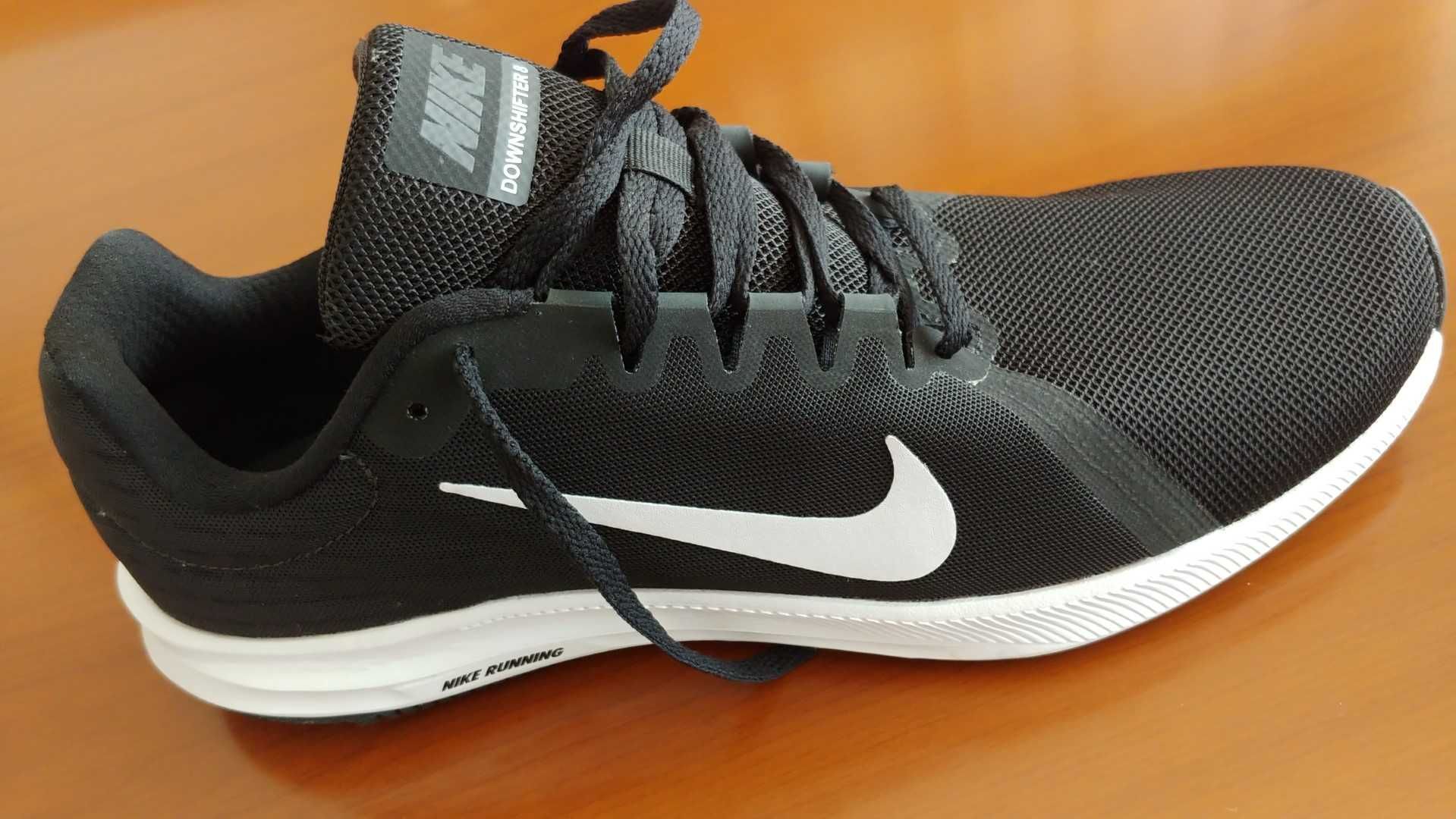 Novas Sapatilhas Nike Running Downshifter 8 Tam 45 com etiqueta