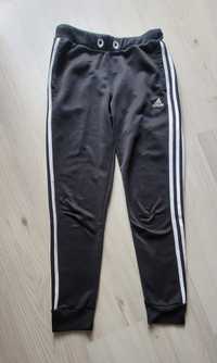 Spodnie adidas rozm.L (13-14 lat)