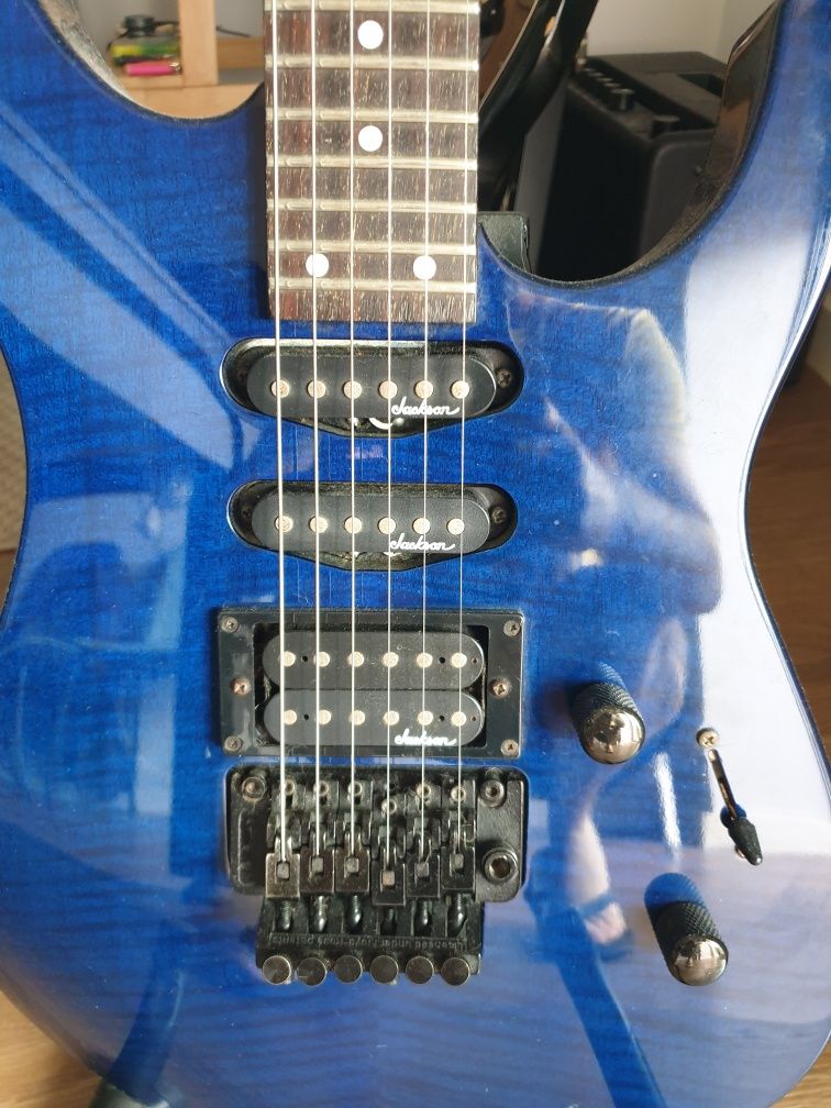 Guitarra Jackson a funcionar bem