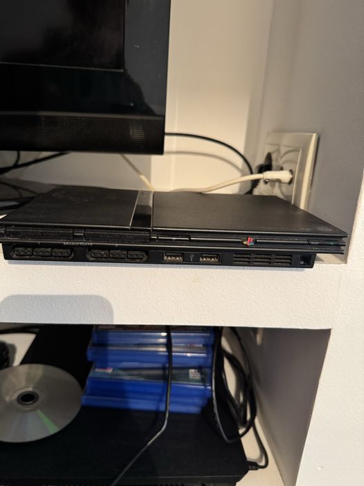 Play 1 + grand theft auto: san andreas