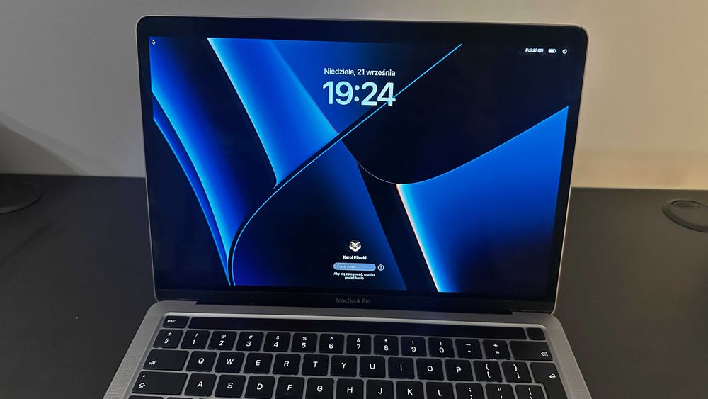 MacBook Pro 13” A2338 M1 / 16 GB RAM / 1 TB SSD