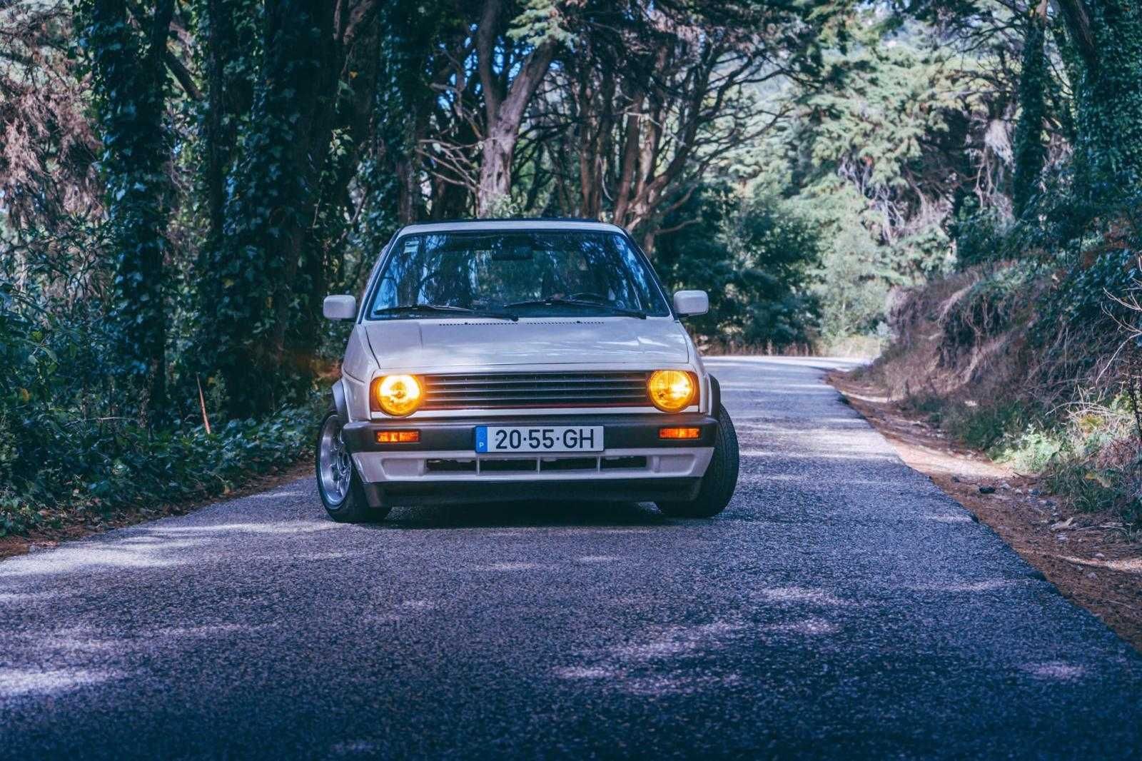 WV 1.6 GTD Impecável para amantes de carros antigos.