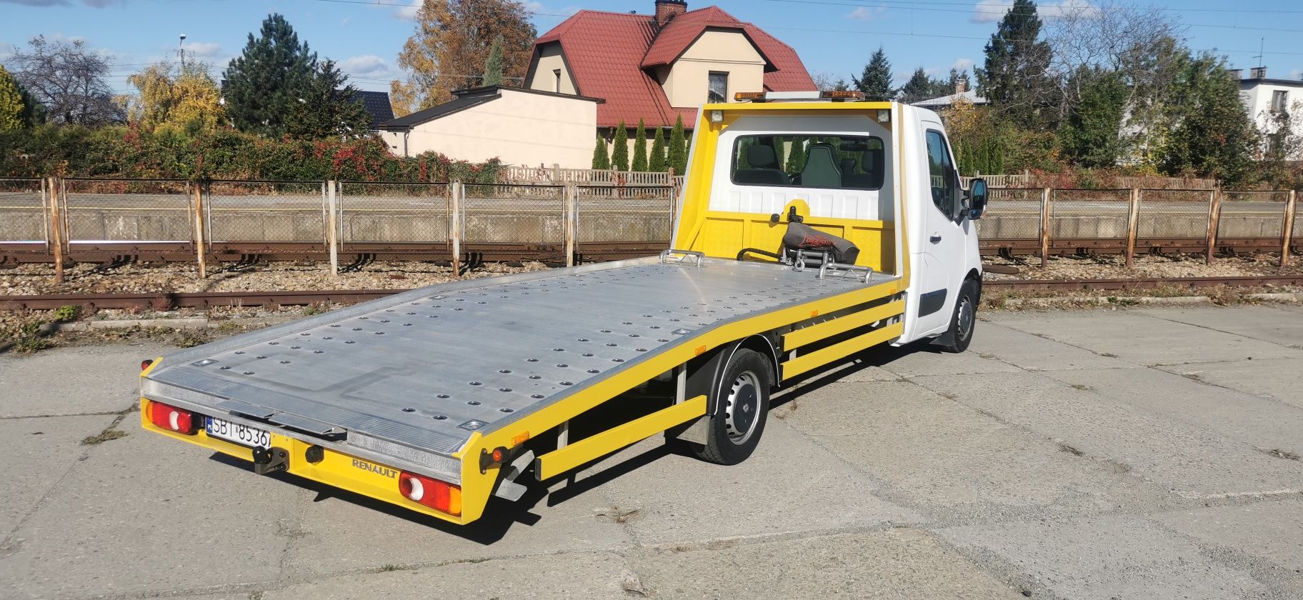 Wynajem Renault Master autolaweta laweta kat. B