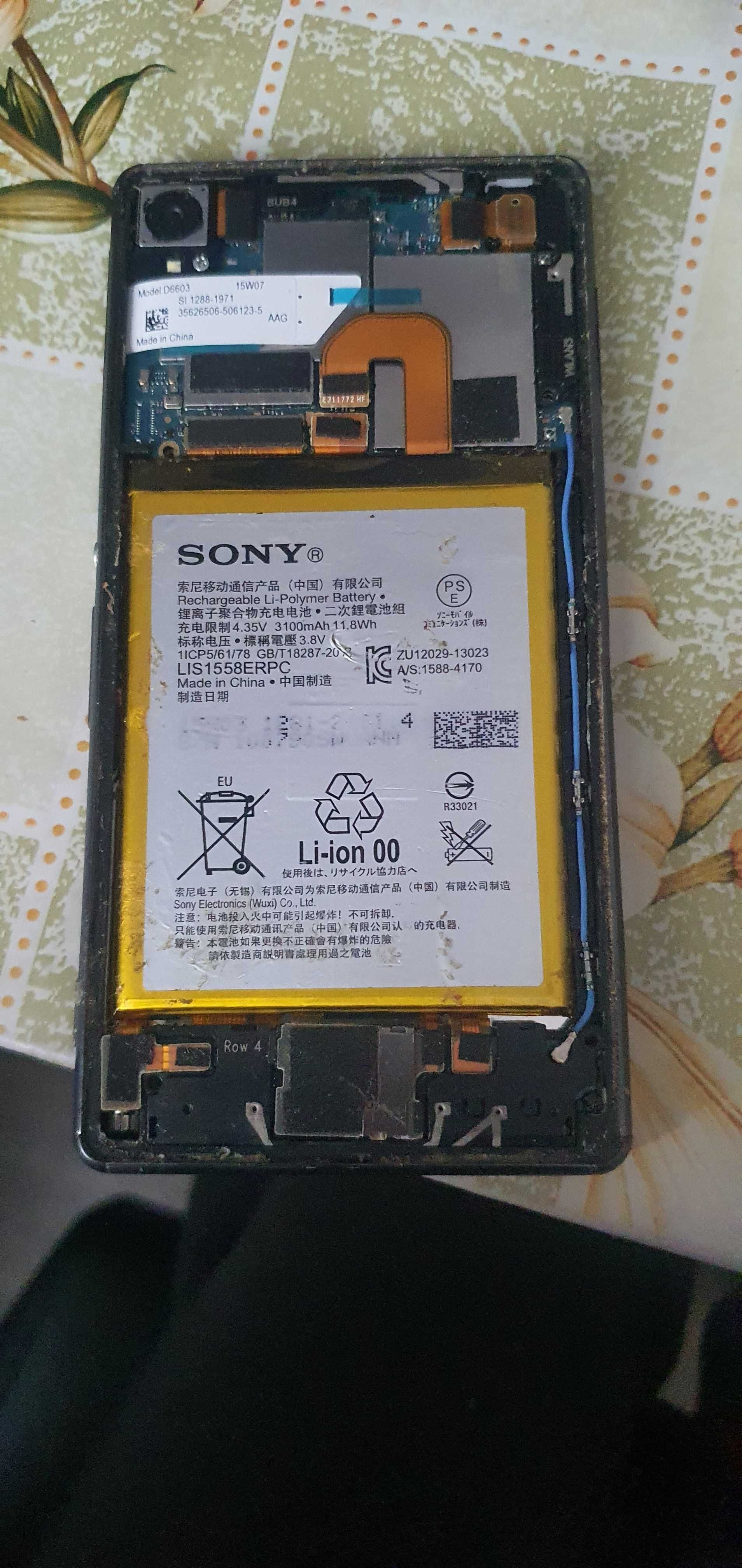 Sony z1 на запчастини без екрана та задньої кришки