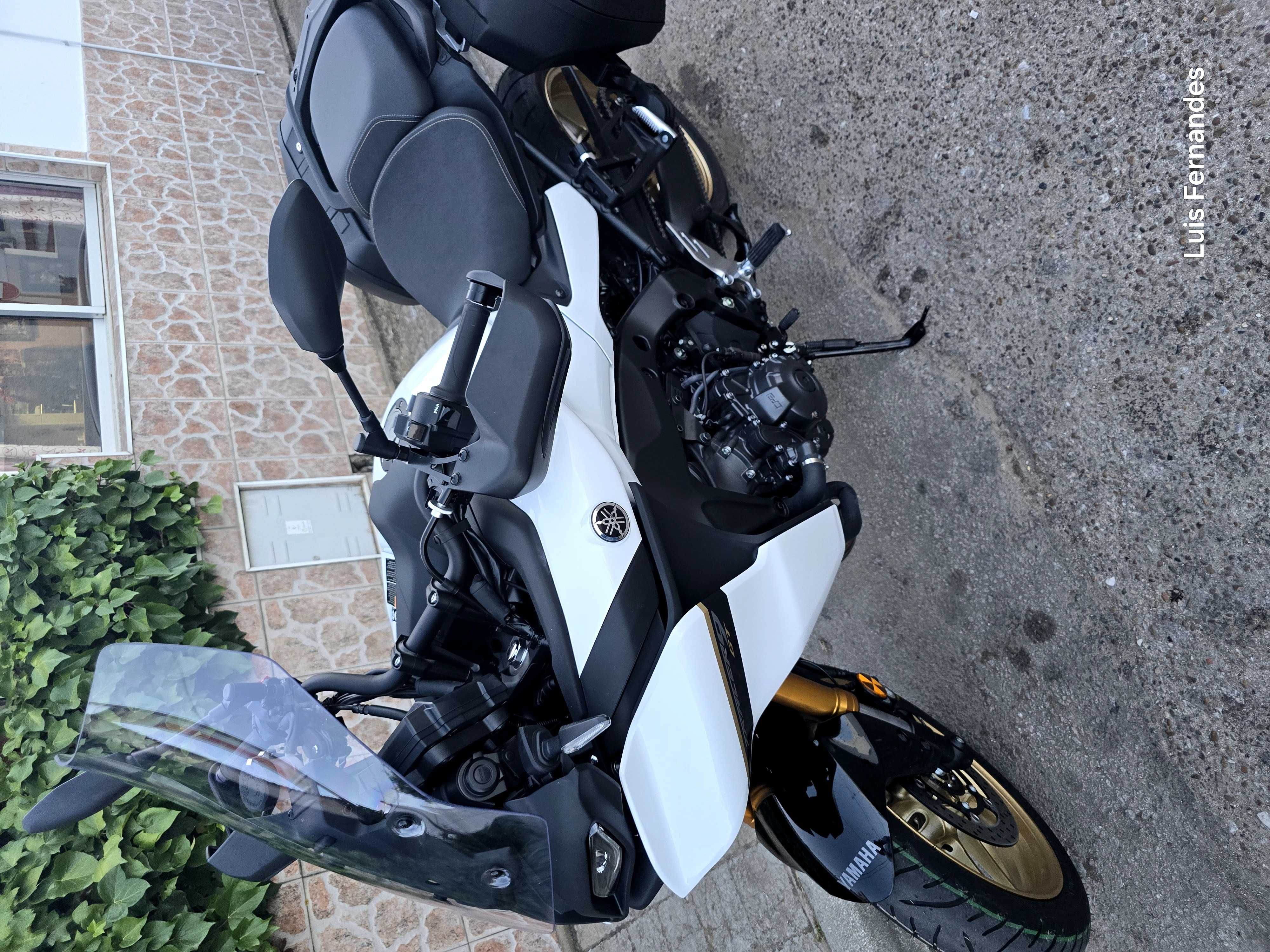 Moto yamaha 900 gti