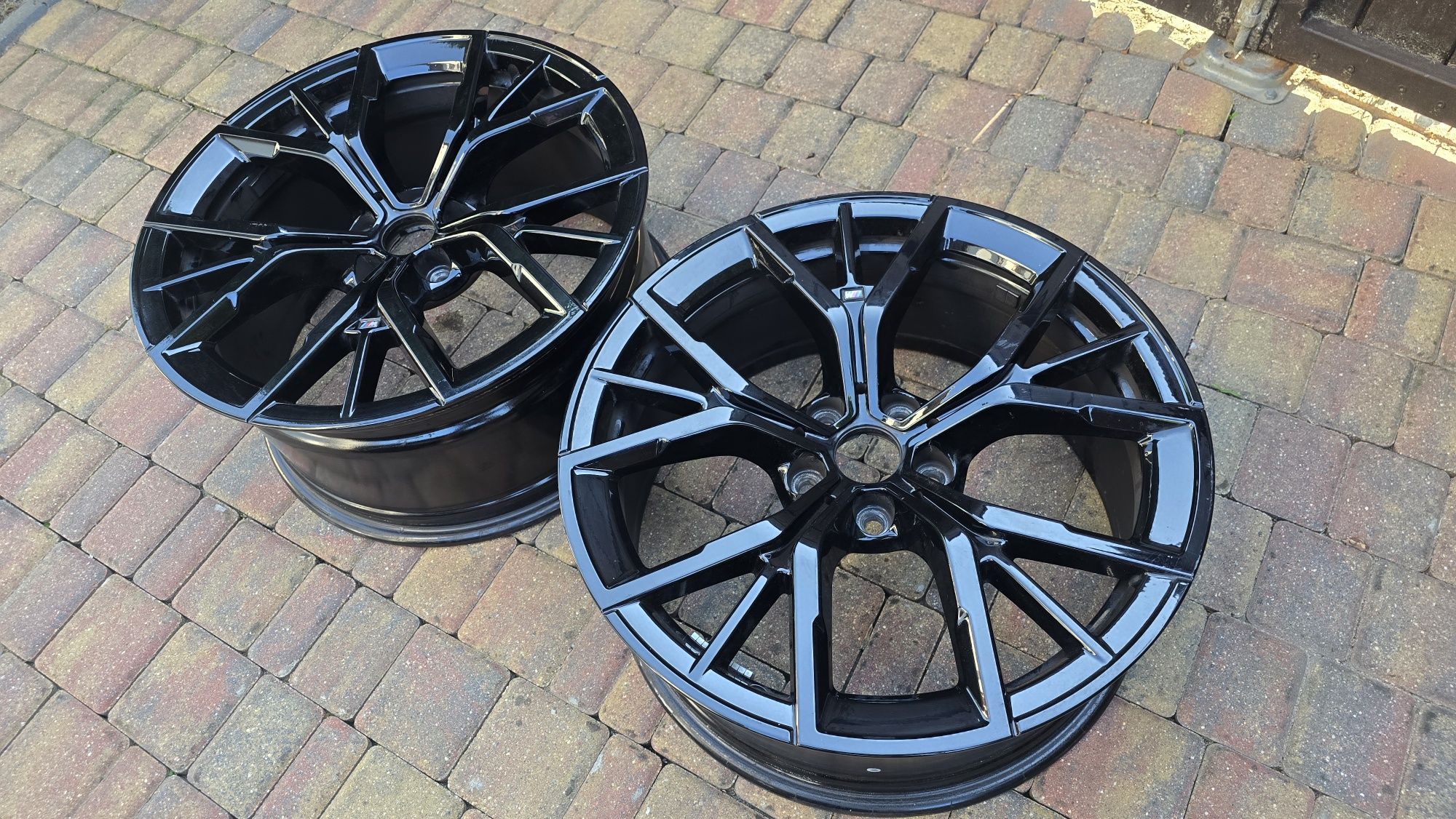 Dwie felgi felga przód tył  Bmw G30 G31 19" m pakiet