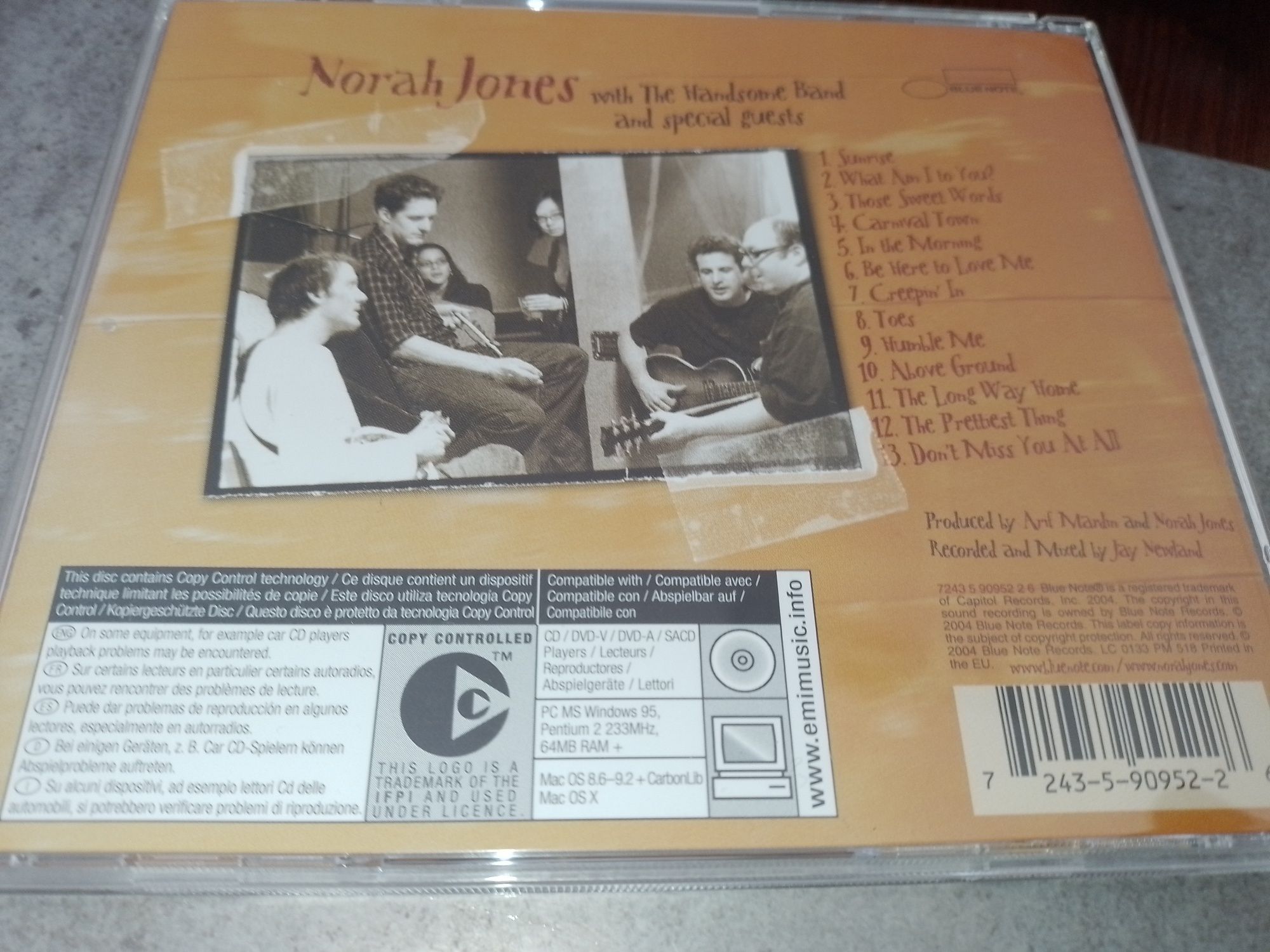 Vendo 2  CDS Norah Jones caixa fechada  Limited Edition