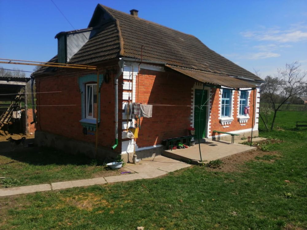Продам будинок(Дом) в селі Лісова Лисіївка(Вінницька  область)