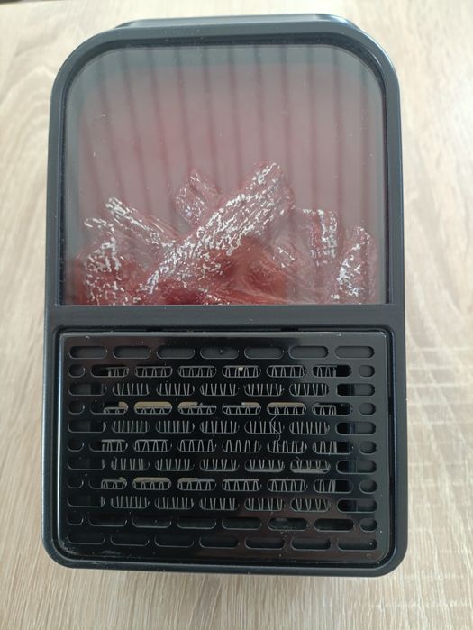 Портативный обогреватель FLAME HATER c LCD дисплеем имитацией камина