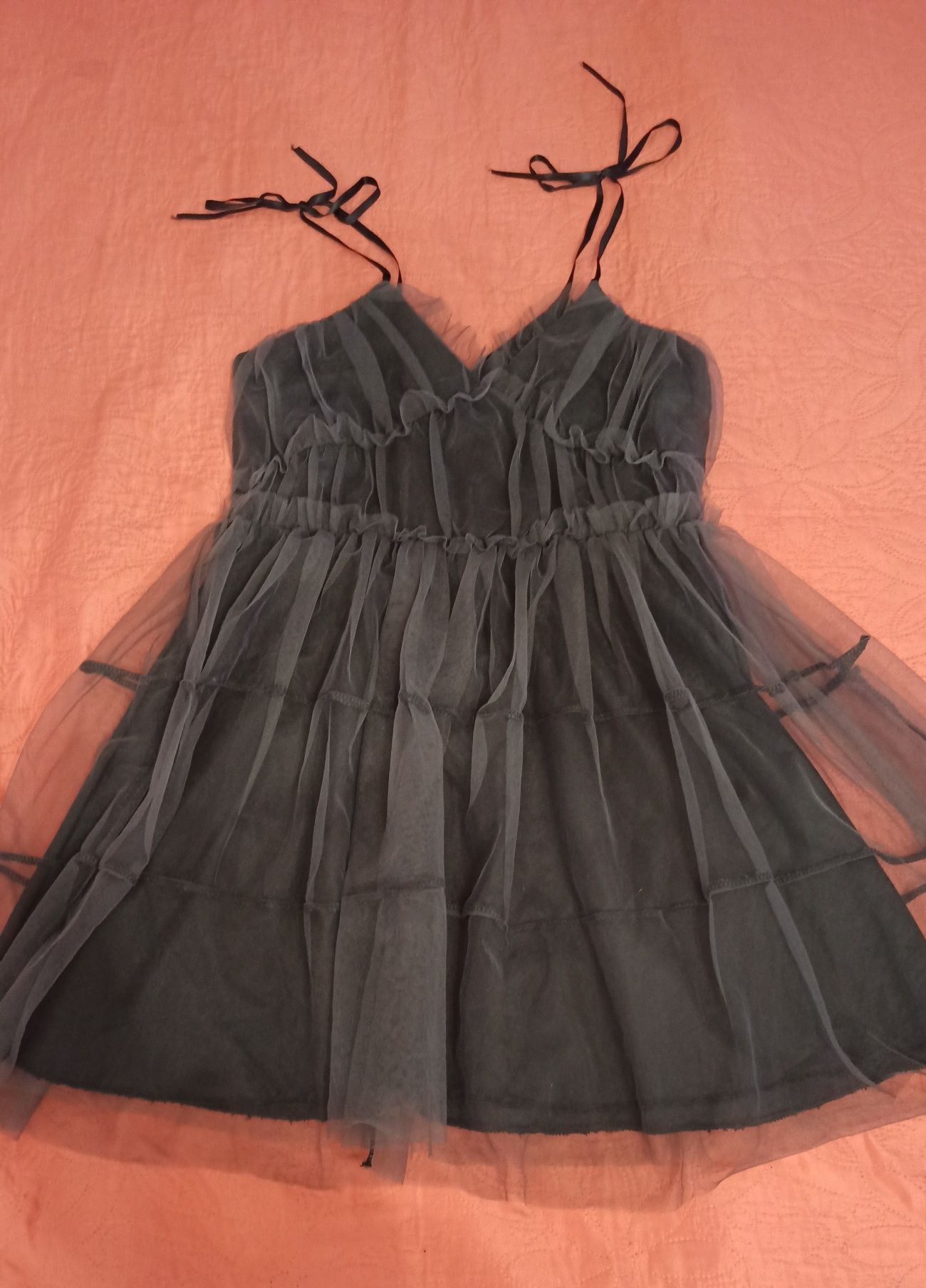 Vendo vestido novo