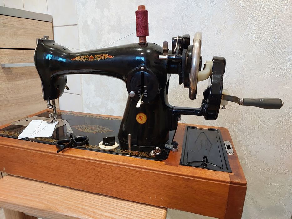 Швейная машинка 2м