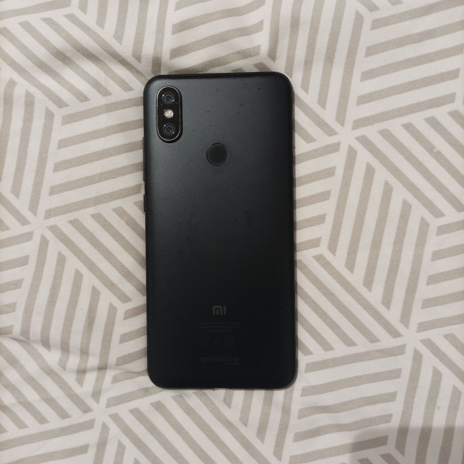 Telemóvel Xiaomi A2 64gb