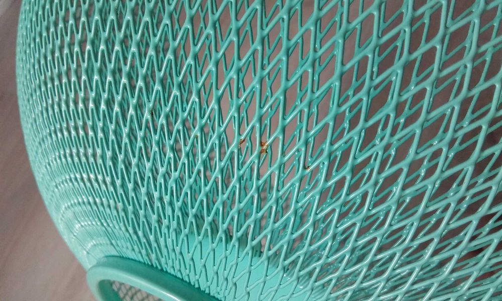 Ażurowa metalowa miska na owoce Kozanów