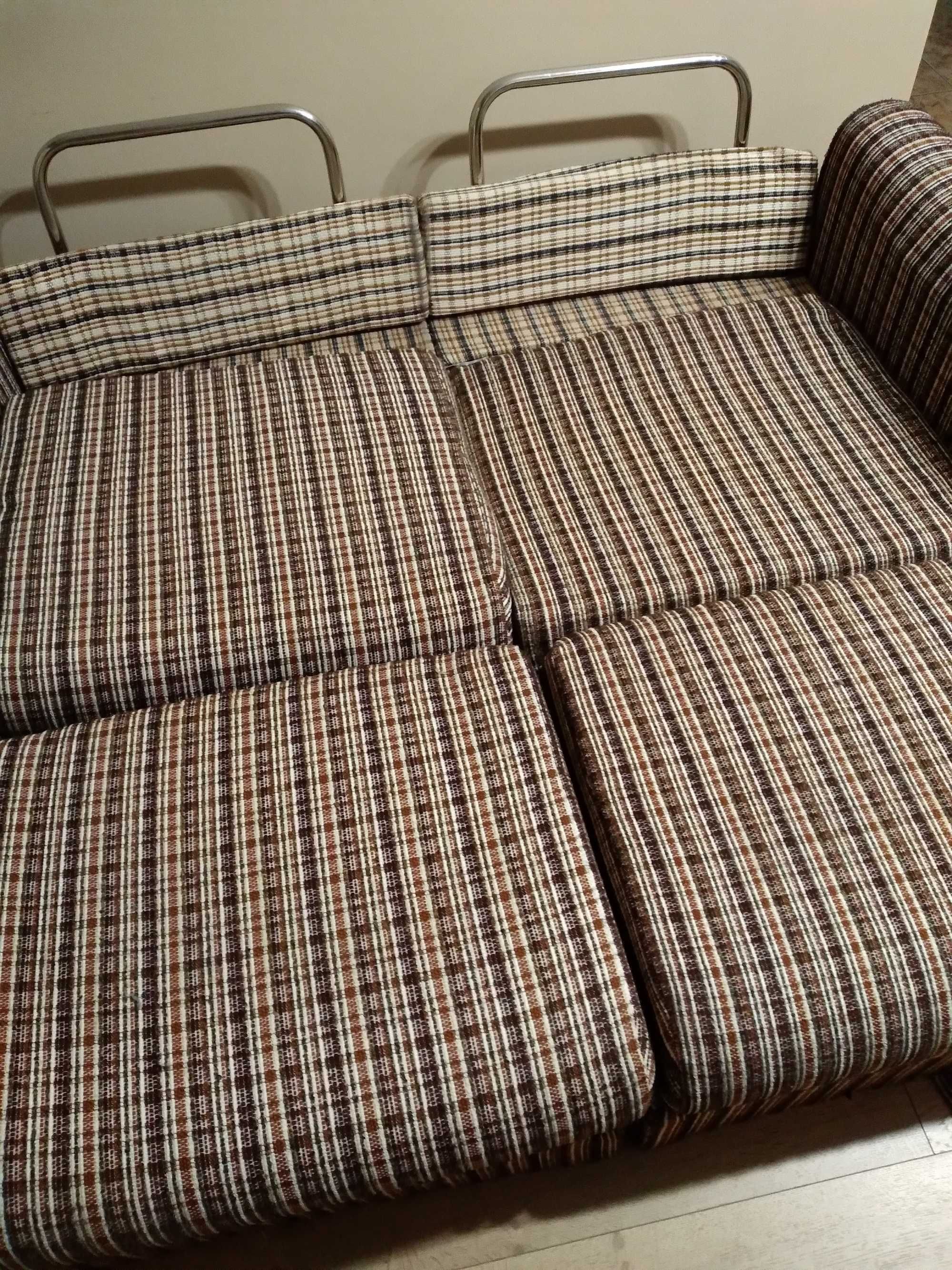 sofa szer.160 cm, używana