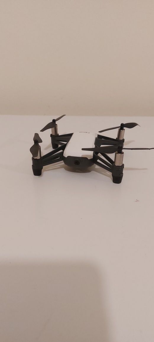 Drone Dji Tello com helices suplentes