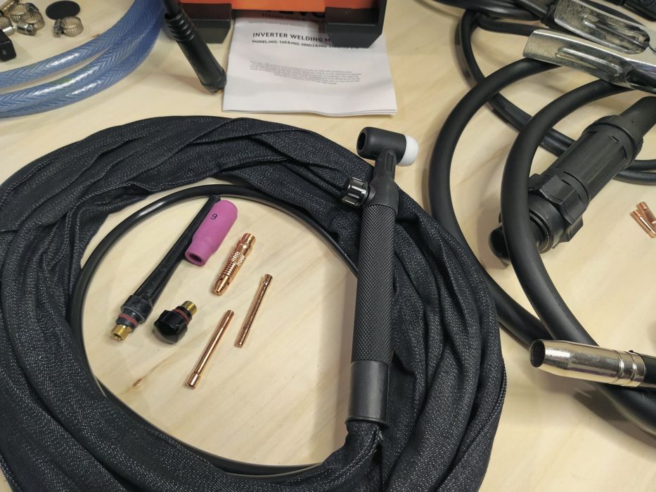 Aparelho de soldador 250 Amperes!  5 em 1  MIG MAG TIG SER FLUX. NOVO.