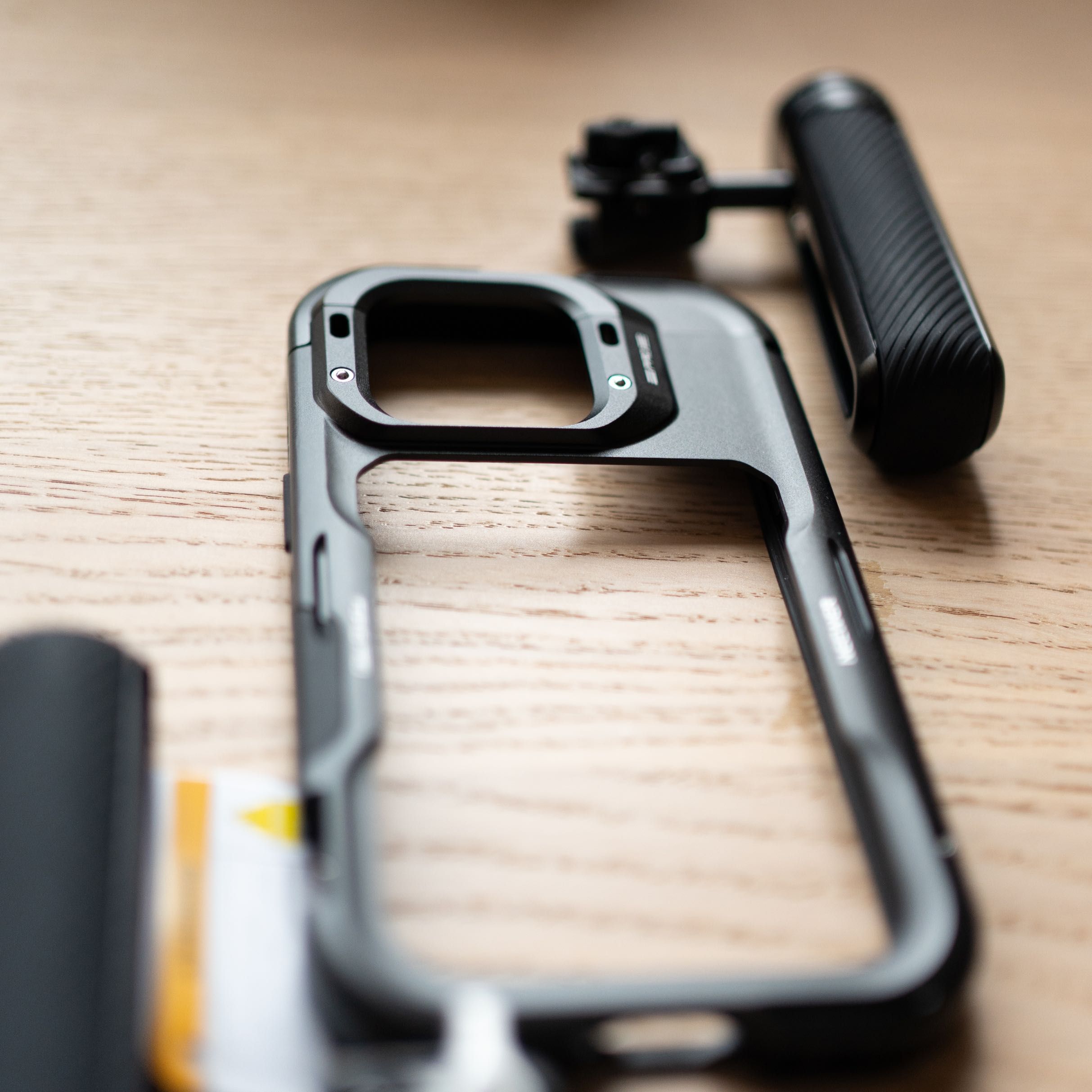 IPHONE 16 PRO CAGE NEEWER FUNCIONA COM FILTRO ND