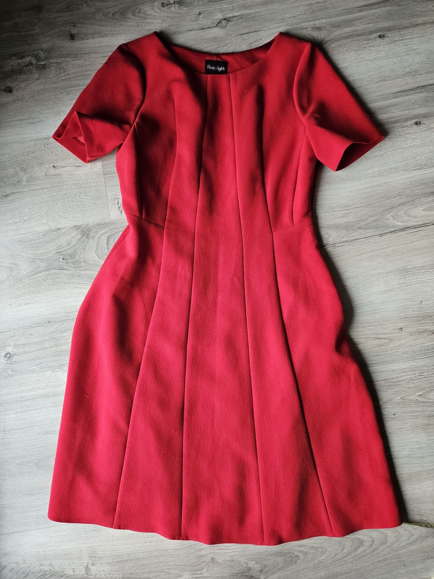Czerwona sukienka Phase eight.  Rozmiar 12. Stan  idealny