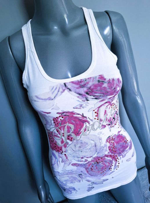 Biała bokserka róże cyrkonie kwiaty