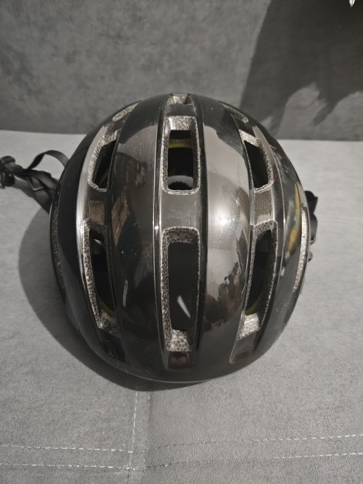 Шолом для велосипеда MET MILES (MIPS) Black | Glossy