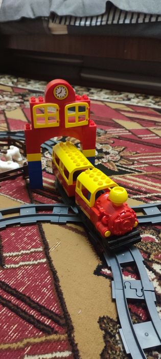 Железна дорога лего дупло