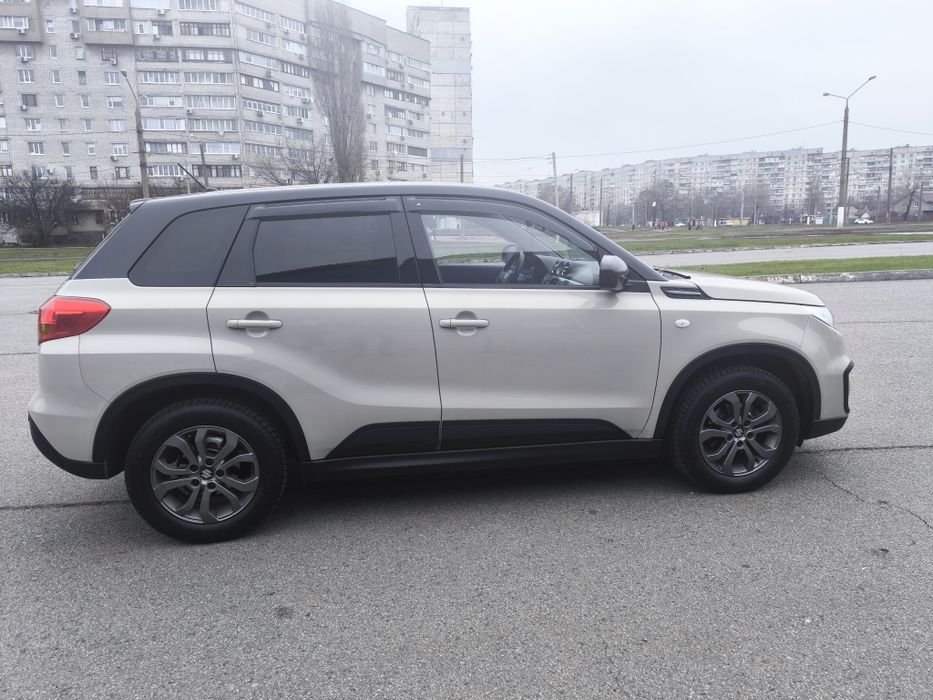 Продам автомобіль Suzuki Vitara GL+