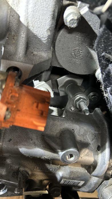 Компресор кондиціонера, помпа на  гібрид Ford escape mk4