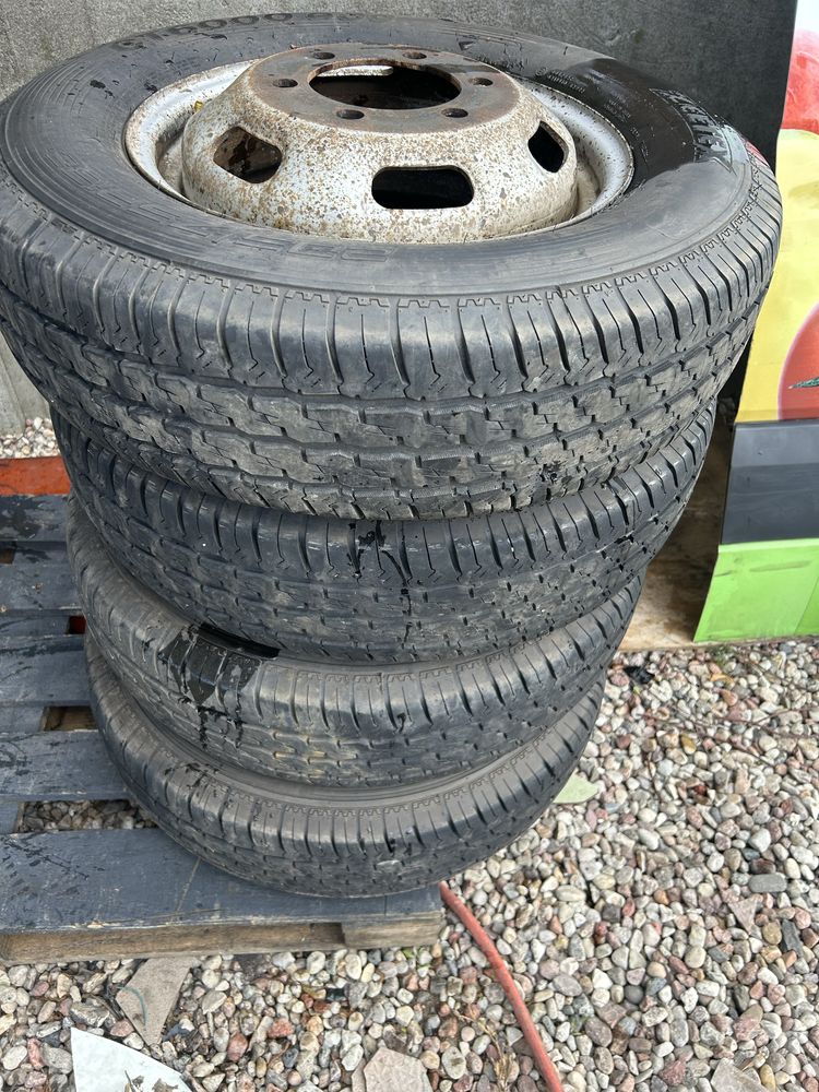 Kola kpl do Iveco Daily na blizniakach z 2015 r