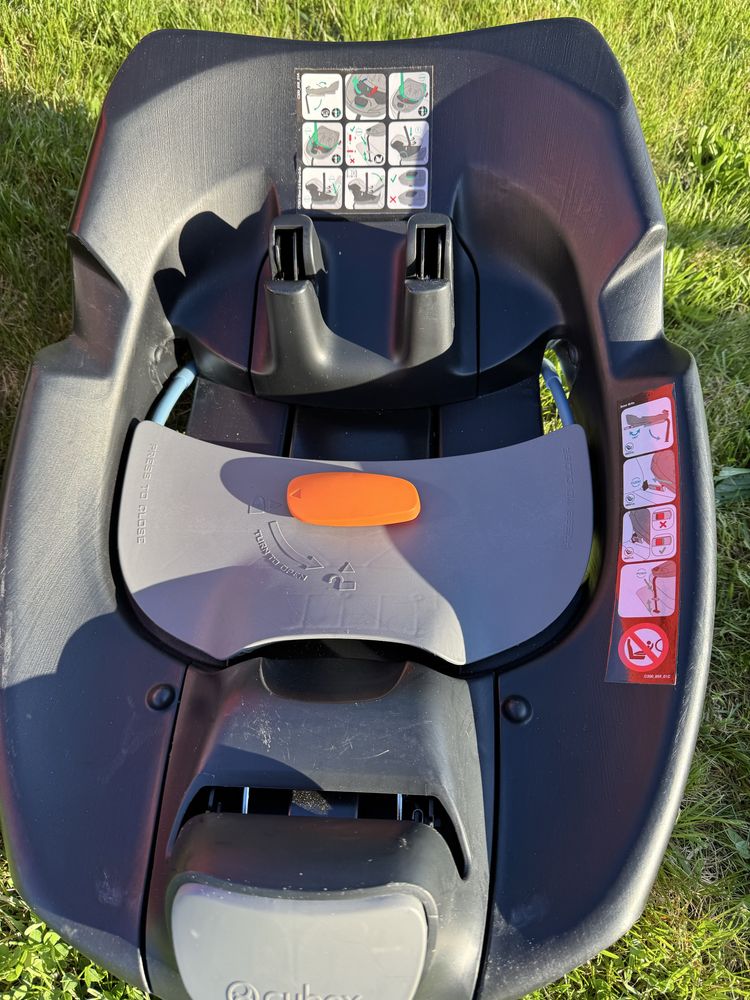 Cybex platinium fotekik plus baza
