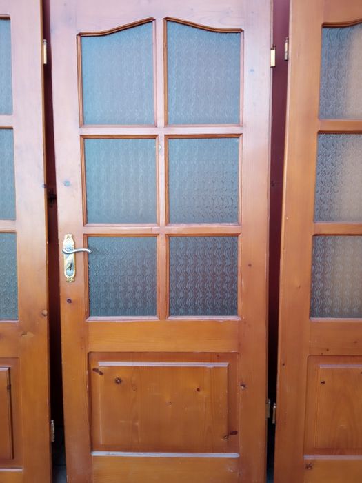 Двері міжкімнатні 6шт дерев'яні хорошої якості з коробкою і лиштвою