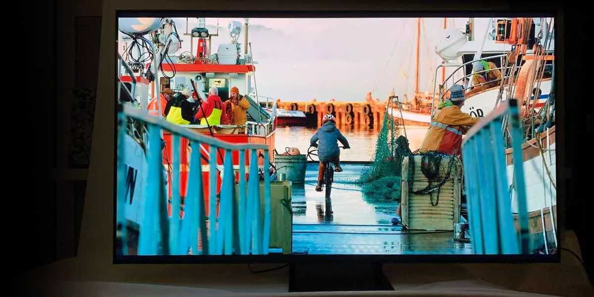 Телевізор 4K SAMSUNG QLED Q70A 55' дюймів, 120hz, стан ідеальний