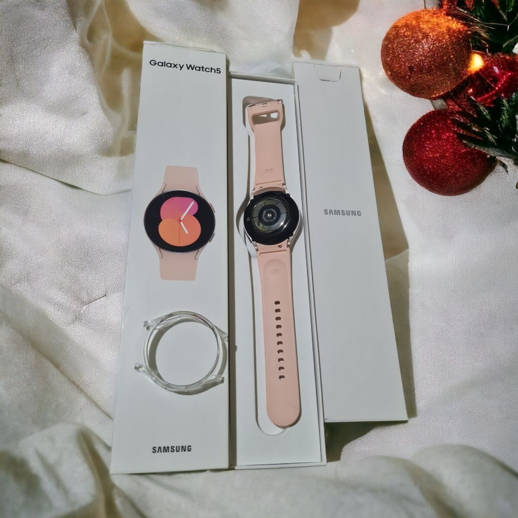 Смарт-часы Samsung Galaxy Watch5 sm - r900 40mm