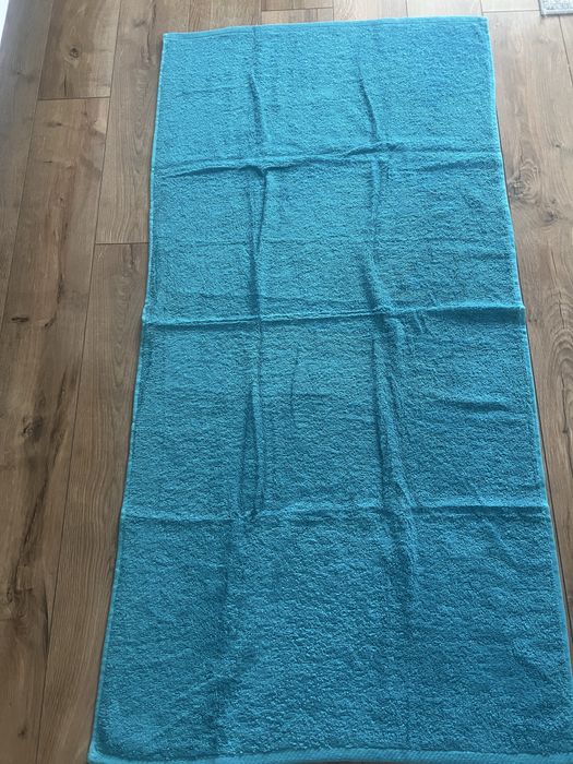 Nowy Ręcznik frotte 70x140cm