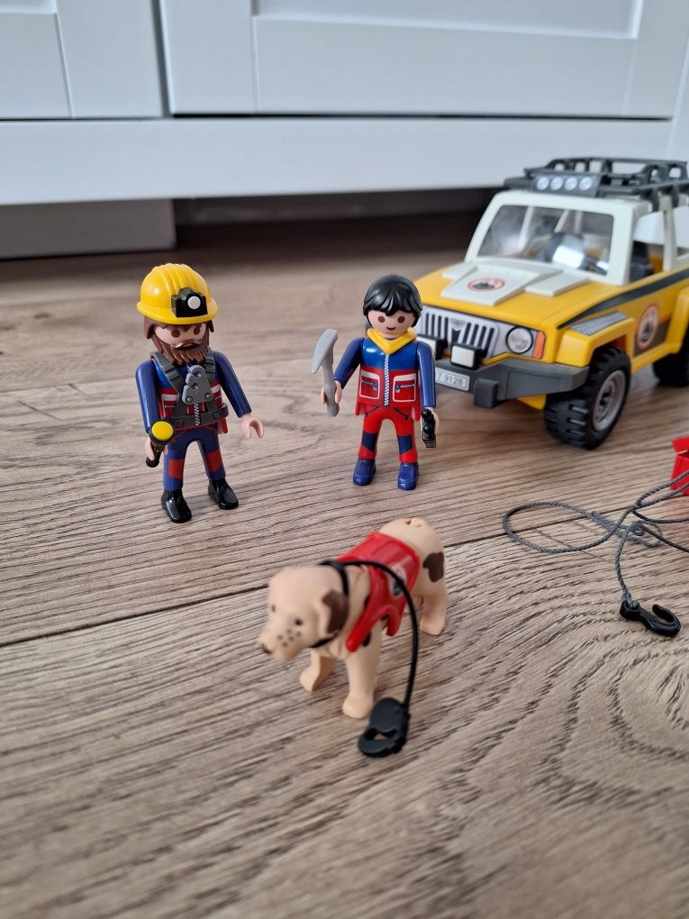 Playmobil. Auto ratownictwa górskiego 9128