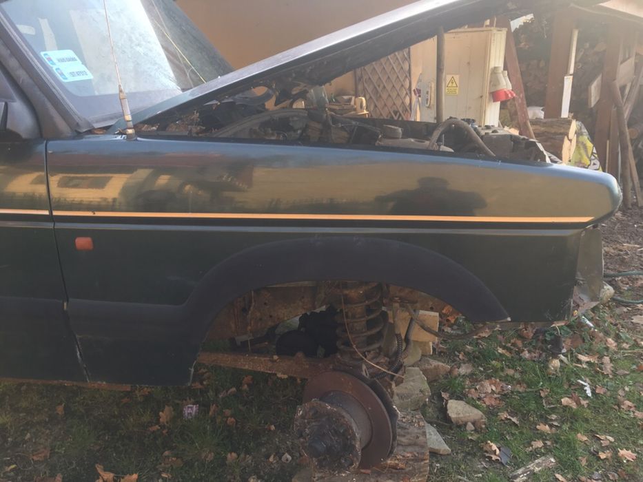 Błotnik silnik szyba  inne części Land Rover discovery 1