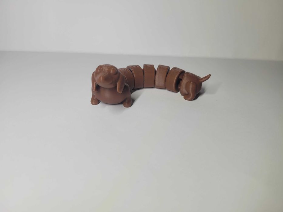 Urocza figurka jamnika 3D -> 10 cm długości
