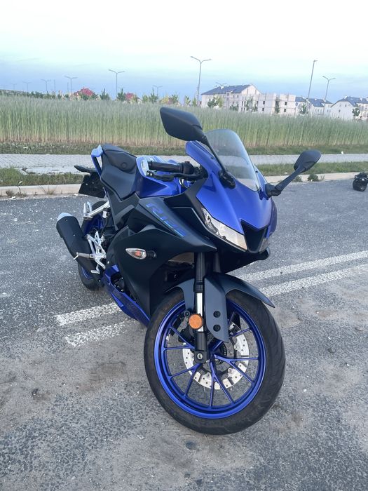 Yamaha yzf r125 R125 YZF abs niski przebieg kontrola trakcji