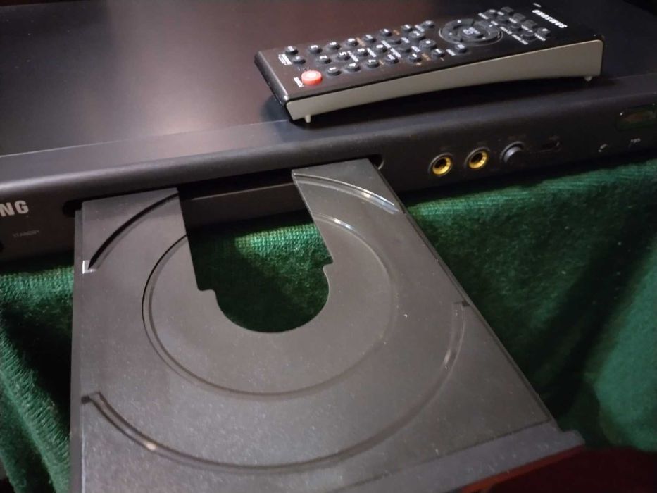 DVD плеєр Samsung P480KD з USB, караоке