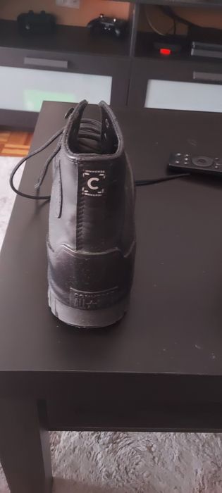 As botas são ALL STAR