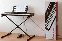 Електронне піаніно (повний комплект) Casio Casiotone ct-s200