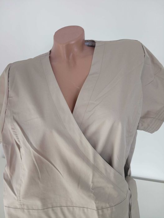 Куртка блузка медична 56 р. На запах колір сафарі