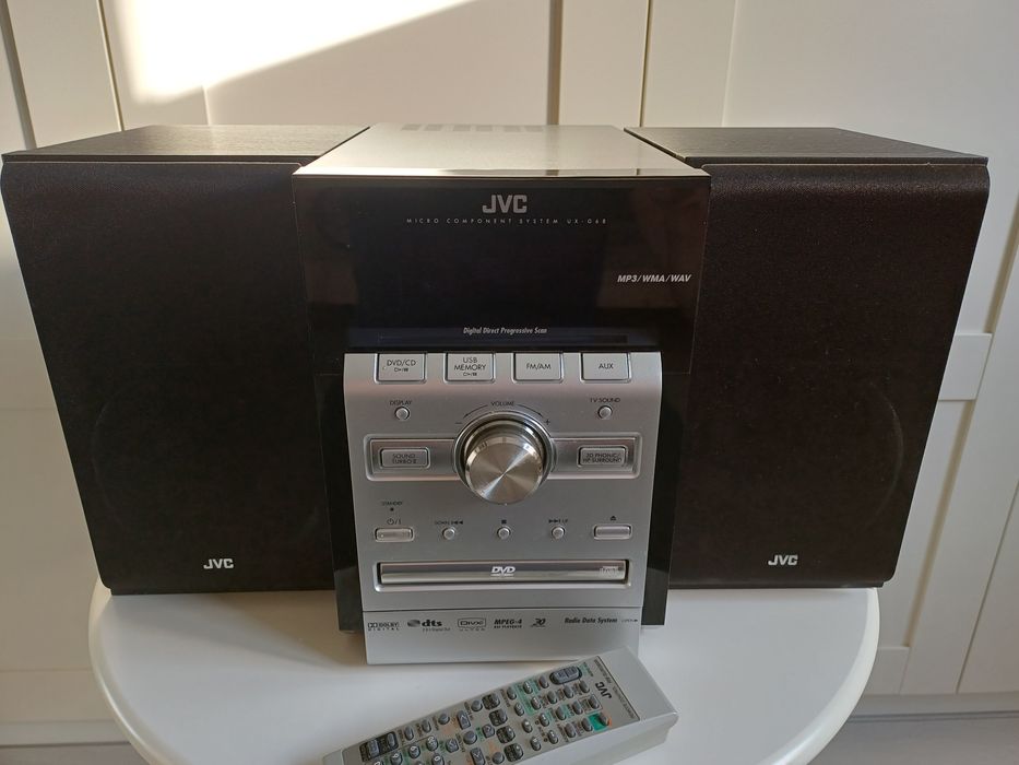 Wieża Hi-Fi JVC CA-UXG68 z DVD, DivX i USB - potężny dźwięk!