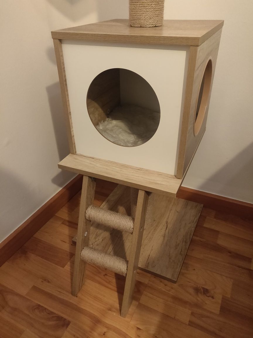 Torre para gatos