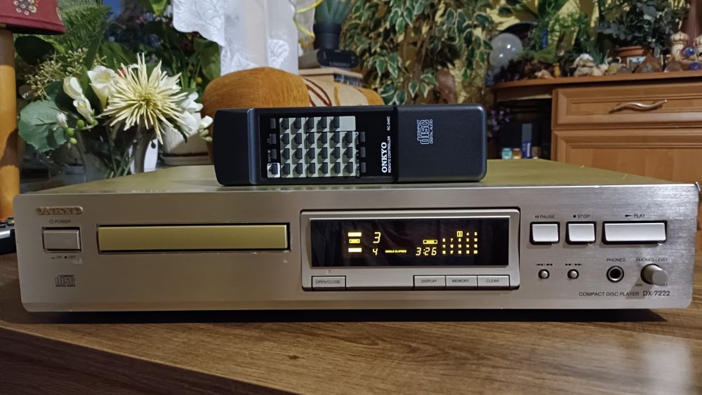 Compact Disc Player ONKYO DX-7222