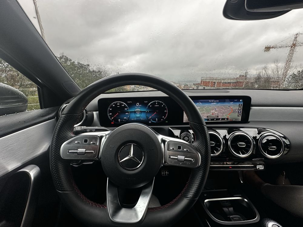 Mercedes-Benz A180d AMG Line