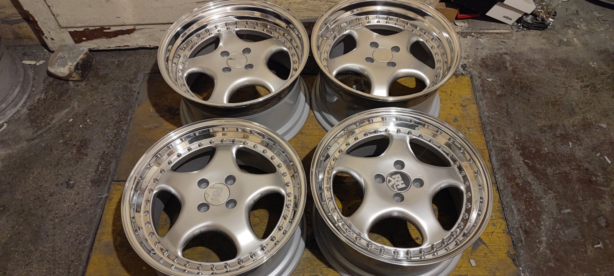 Felgi RH ZW1 17" 8.5/10 4x100 BMW Opel e30 renault 19 2tlg