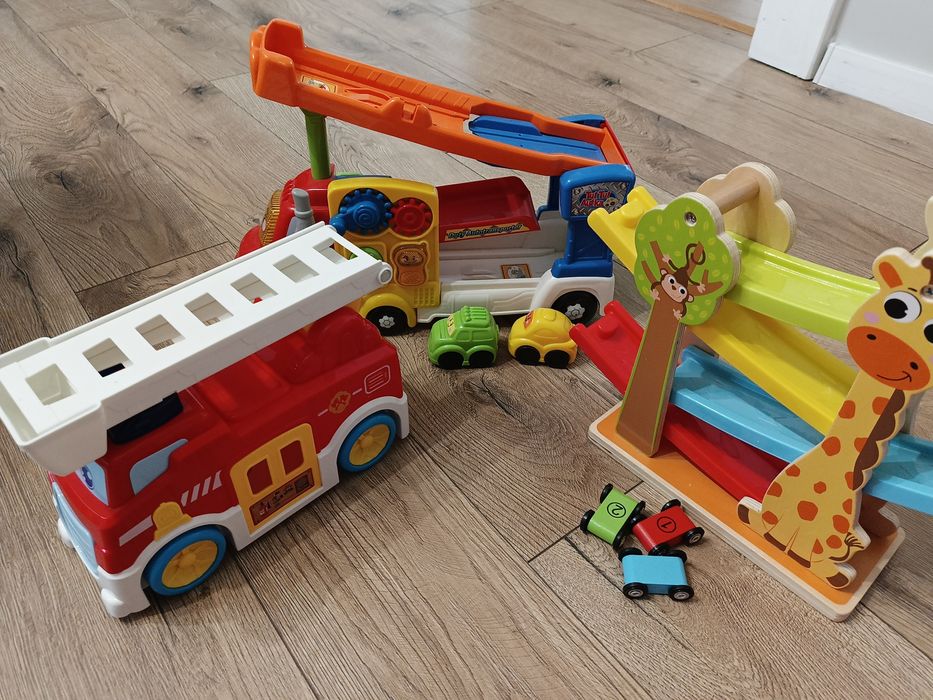 Vtech duży auto Transporter Tut Tut+inne zabawki